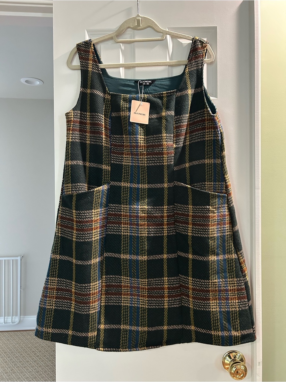 NWT BloomChic - Polyester Jumper - Size 10